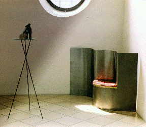 Stuhl aus einer Blechtafel : ca. 200x100 cm